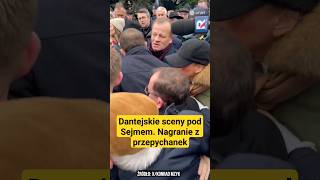 Awantura przed #Sejm. Nagranie z przepychanek #kamiński #wąsik