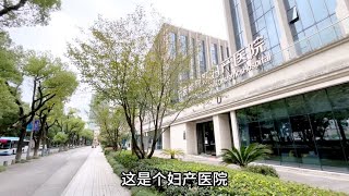 宁波街头真实现状，上午11点38分，宁波海曙区，无法接受？