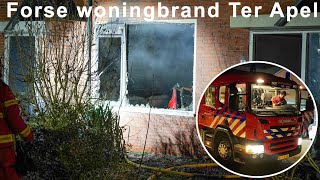 Forse woningbrand in Ter Apel, woningen ontruimd