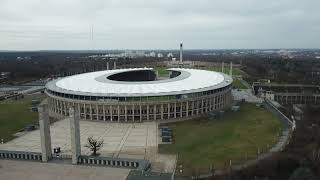 Drohne - Berlin - Olympiastadion und Glockenturm