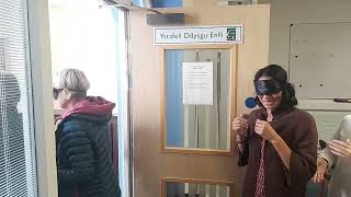 Cwrs hyfforddiant ymwybyddiaeth nam golwg. Visual impairment awareness training course (3)