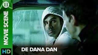 Suniel Shetty can escape the world | De Dana Dan | Movie Scene