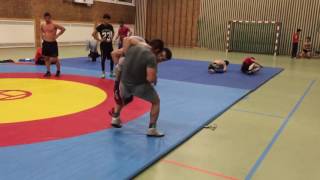 Ringen - Kämpfen nach Regeln. Wrestling - to battle by the rules. Training in Berlin Deutschland