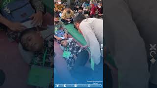 Momen Kocak Casis di Kendari Tidur Nyeyak saat Antre, Dibangunin Pak Polisi Pun Tak Ngaruh