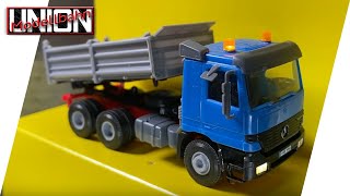 Mercedes Benz Actros mit bewegter Lademulde und Beleuchtung - Viessmann 5171 - Spur H0 1:87