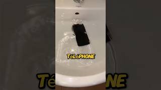 Voici comment réparer un téléphone tombé dans l’eau 😨