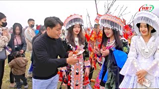 VILLAGE GIRLS VISIT THE GAU TAO FESTIVAL IN BAC HA - NORTHWEST LOVE MARKET T4