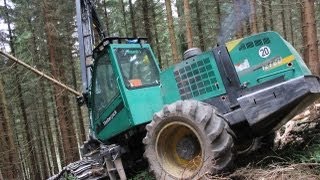 Timberjack 1270D with H752 on steep terrain