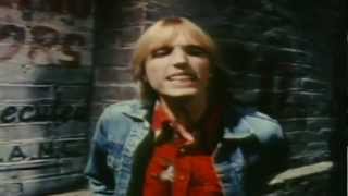 Tom Petty and the Heartbreakers - "Refugee" (Official Music Video - HD 1080p)