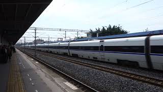 China railway：CRH1动车组遂宁站高速通过  CRH1 EMU train crossing Suining station