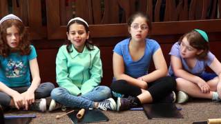 A Day in the Life of Hebrew School at Darchei Noam