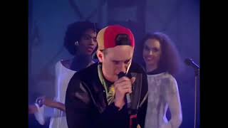 Curiosity - Hang on in the baby - Top of the Pops 7 May 1992