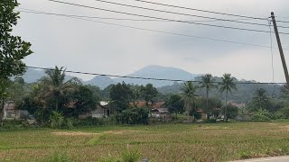 JALAN JALAN LIHAT GUNUNG | Liburan pakai motor