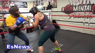 lady sparta sparring at outlaws both fighters letting hands go EsNews Boxing