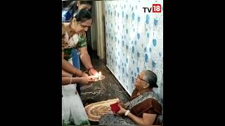 Sudha Murty's Family Express Their Happiness As She Is Awarded Padma Bhushan | CNBC-TV18