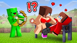 MIKEY USED the ARROWS of LOVE on JJ GIRL? GIRLS FELL in LOVE with JJ in Minecraft - Maizen