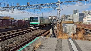 JR東日本E231系0番台マト126編成+マト102編成　金町通過　20250127 100032