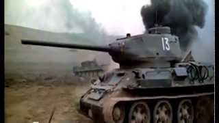 Russian Tanks T 34 vs German tanks Tiger and Panther - World War Two tank Battles
