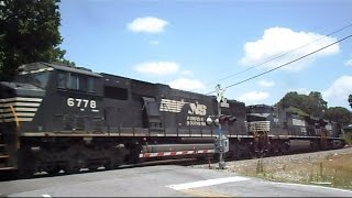 Norfolk Southern Long Mixed Freight Train