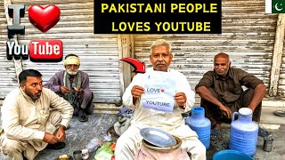 60 years old Pakistani Uncle selling tasty haleem loves YouTube