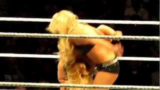 WWE Kelly Kelly vs beth phoenix Ergo Arena Gdansk