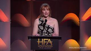 Bryce Dallas Howard Presents Director Award to Joe Wright - HFA 2017