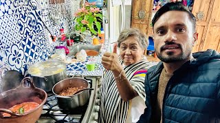 GANANDOME A MI SUEGRA MEXICANA 🥘 Y APRENDENDO A COCINAR COMIDA MEXICANA PARA HACERLA EN PAKISTÁN