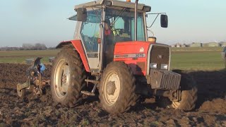 Massey Ferguson, Mf 3075,  Ploughing Norfolk Fenland.