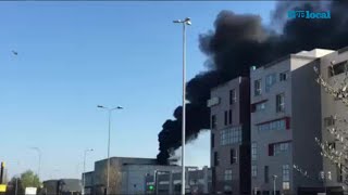 Modena le immagini dell'incendio all'Eternedile