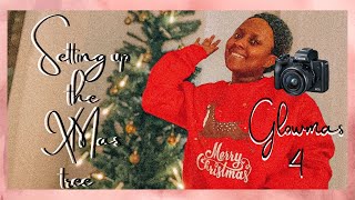 Vlogmas Day 4 🎄 Setting up the Xmas tree + Mini Primark Christmas haul