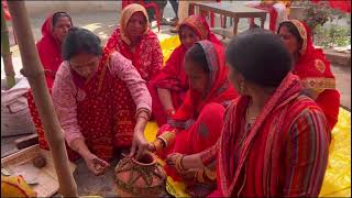 ￼ मंडप गीत ॥ कलश गोठते समय गये जाने वाला गीत ॥ माठव गीत ॥ mandap Geet || ￼ ￼ Kalash gothai Geet ||