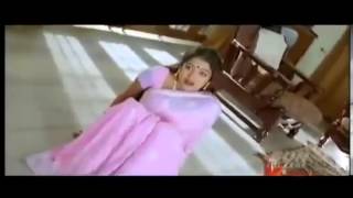 Mallu Actress Saree Drop and showing boobs and Navel
