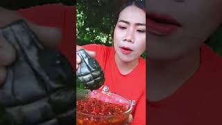 ចែអំបិលម្ទេសស៊ីគ្រាប់បែក😅