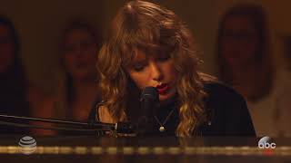 Taylor Swift - “New Year’s Day” Fan Performance