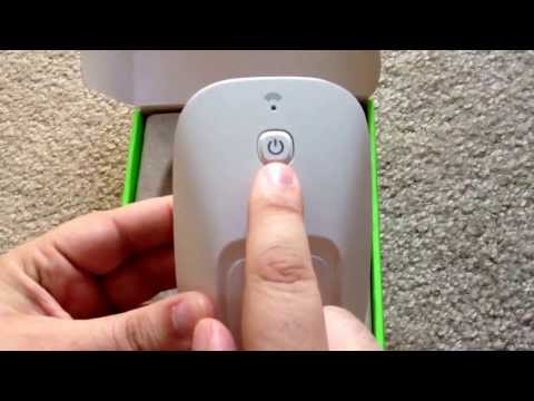 Belkin WeMo Switch WiFi-enabled plug Unboxing 10-1-13