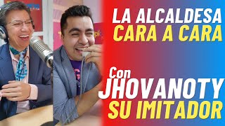 La alcaldesa Claudia López cara a cara con su imitador Jhovanoty