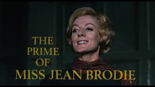 Maggie Smith Shines in 'The Prime of Miss Jean Brodie' (1969) – A Performance to Remember!