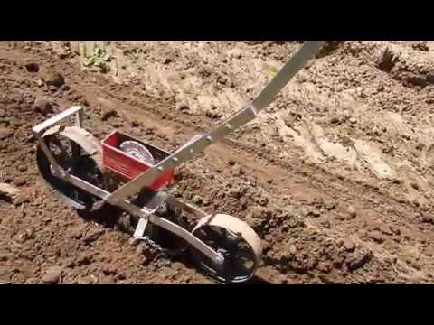 Manual Vegetable Seeders
