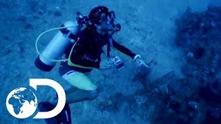 Diving For The Wreck Of Escobar's Submarine | Finding Escobar's Millions