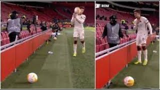 Ajax ball boy threw a ball at AS Roma's Riccardo Calafiori for time-wasting 😆😆😆