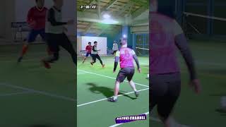 【フットサル】「隙は逃さない」 個サルでちょっとカッコいいプレー_314｜A little cool moments of Futsal court in  japan｜#shorts