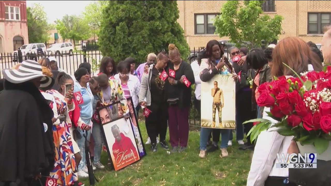 Mothers Who Lost Children To Gun Violence Support Each Other On Mother ...