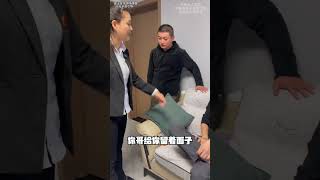 女儿远嫁只身外地 丈夫家暴妻子辱骂丈母娘 王老师亲自主持公道 #法律咨询 #离婚#财产分割 #经济纠纷