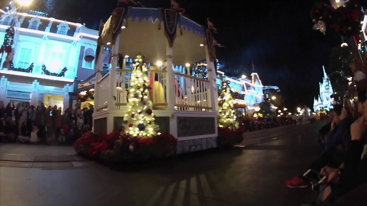 Mickey's ONCE UPON A CHRISTMASTIME PARADE At Mickey's Very Merry ...