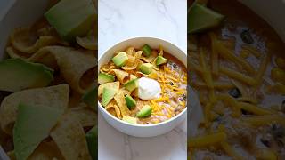 Cheesy Taco Soup https://www.amandaseasyrecipes.com/easy-cheesy-taco-soup/ #tacosoup #souprecipe