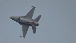 築城基地航空祭2018 爆音爆舞F 16 Fighting Falcon Demo Flight