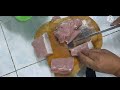 เทคนิคการหั่นหมูไม่ให้เหนียวและหมักหมูทำอาหาร