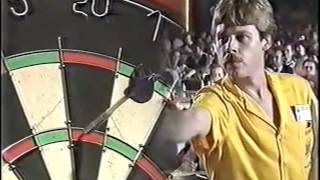 Russell Stewart vs Eric Bristow (Big Upset) 1985 Winmau World Masters L 16