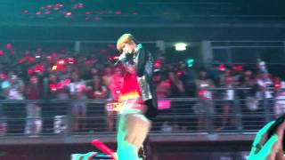 110402 JYJ World Tour Concert in Thailand : Jaejoong Focus