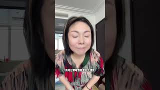 中年宝妈三件套：麒麟臂小肚腩一脸褶，也想梦回学院妹，今天就挑战一下我的学院风穿搭吧。小个子微胖姐妹可以看过来。